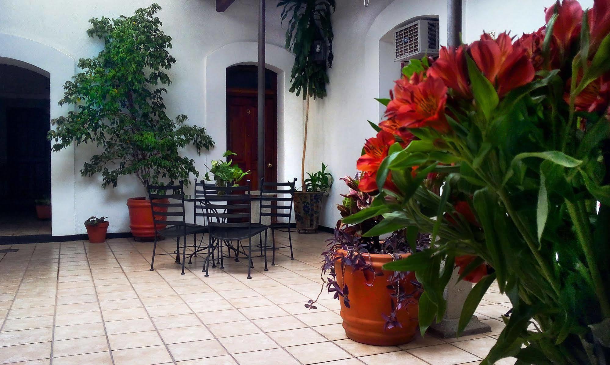Hotel El Nito 2*